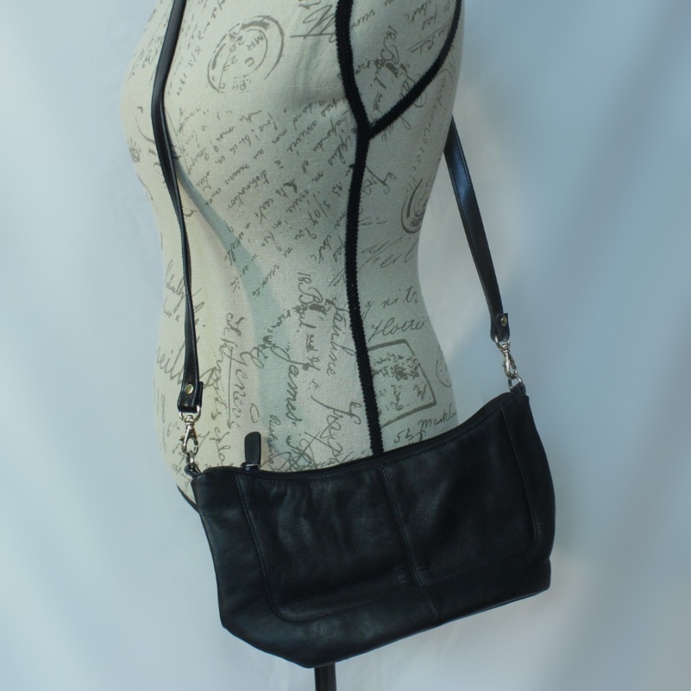 * Etienne Aigner Black w/ Leopard Int. Crossbody *